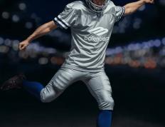 kaiyun-Balenciaga发布橄榄球系列