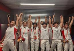 开云-青神橄榄球队代表四川夺全运会铜牌