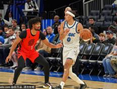 开云网址-魔术队得分王弗朗茨·瓦格纳因腿部受伤缺阵，球队再遭打击