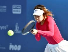 开云app-（体育）网球——中国网球巡回赛香港公开赛：王蔷晋级