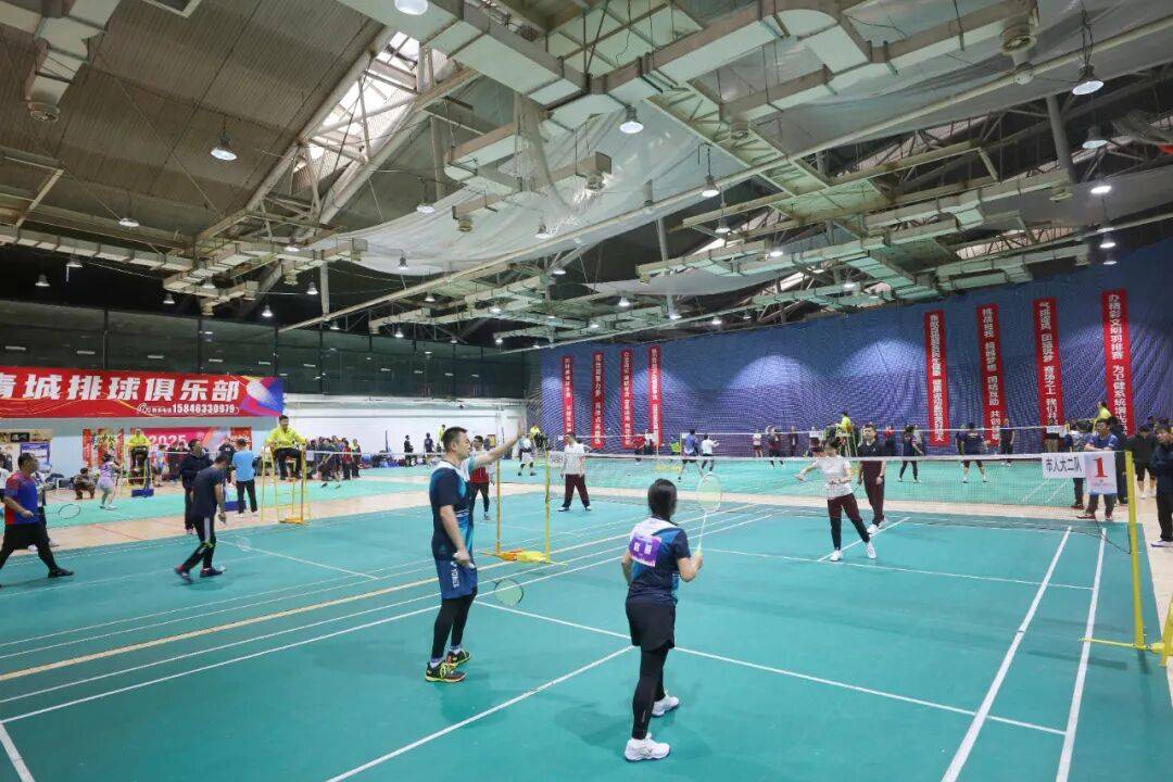 kaiyun-市直机关乒乓球、羽毛球比赛开赛