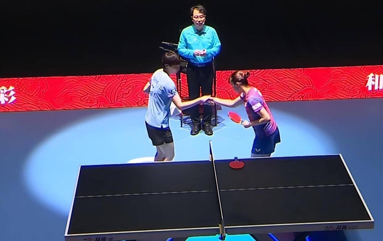 开云平台-王曼昱再爆发！亚洲杯3-0轻取日本选手，马琳场外指导气定神闲